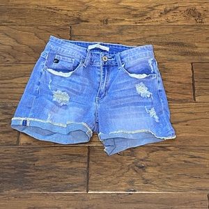 KanCan Jean Shorts size w3/25